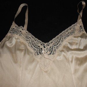 60's NYLON SLIP 32B